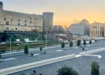 Edificio all\'aperto - Office Napoli - photo 26