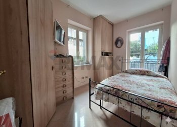 Camera / camera da letto - Casa semi indipendente IV traversa ferdinando russo
 
24, Casoria - foto 8