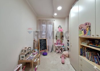 Camera / camera da letto - Casa semi indipendente IV traversa ferdinando russo
 
24, Casoria - foto 17