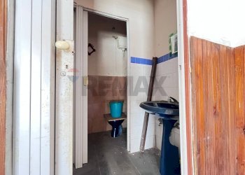 Bagno - Locale Commerciale Via Cardinale Filomarino
 
11, Napoli - foto 14