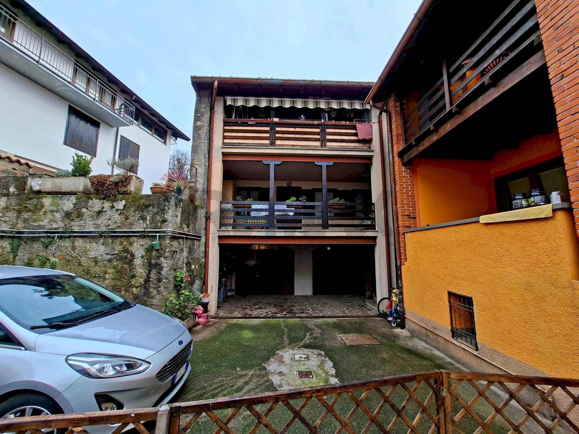 Edificio all\'aperto - Attico Endine Gaiano - foto 2