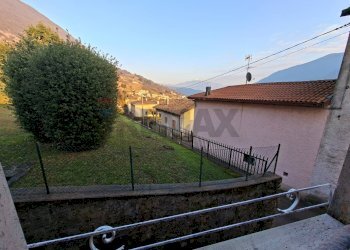 Edificio all\'aperto - Casa indipendente Endine Gaiano - foto 11