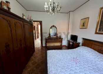 Camera / camera da letto - Casa indipendente Endine Gaiano - foto 12