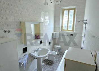 Bagno - Casa semi indipendente Piazza 21 giugno
 
53, Copparo - foto 9