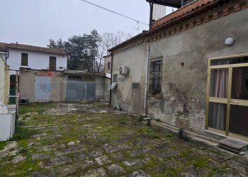 Casa all\'aperto - Casa semi indipendente Piazza 21 giugno
 
53, Copparo - foto 38