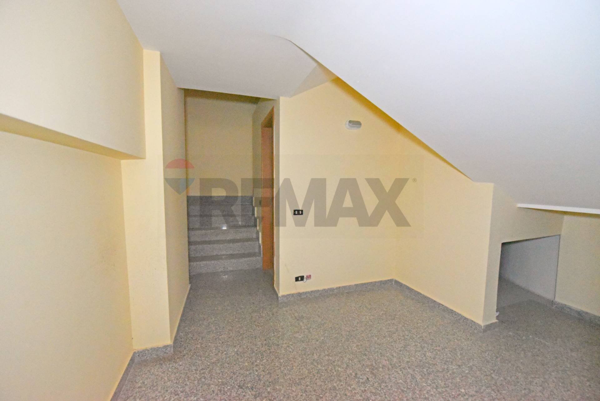 Locale - Locale Commerciale Via Piave
 
93, Foggia - foto 3