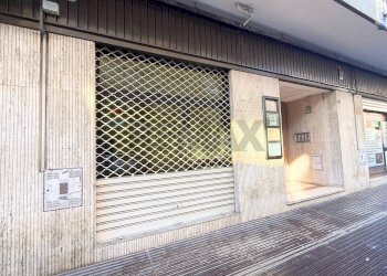 Edificio all\'aperto - Locale Commerciale Via Piave
 
93, Foggia - foto 1