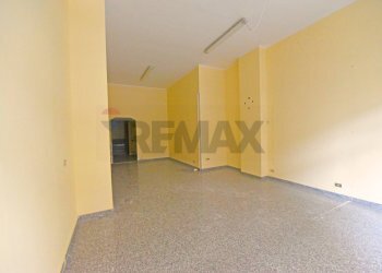 Locale - Locale Commerciale Via Piave
 
93, Foggia - foto 2