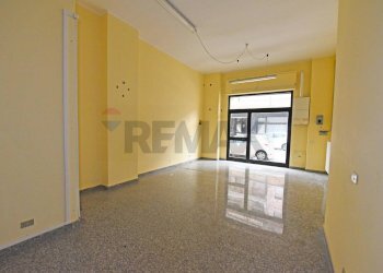 Locale - Locale Commerciale Via Piave
 
93, Foggia - foto 6