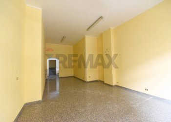 Locale - Locale Commerciale Via Piave
 
93, Foggia - foto 7