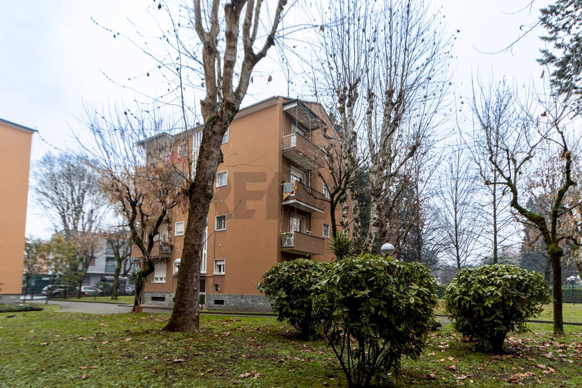 Edificio all\'aperto - Trilocale Via Romagna
 
19, Monza - foto 1