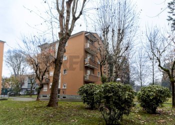 Edificio all\'aperto - Trilocale Via Romagna
 
19, Monza - foto 1