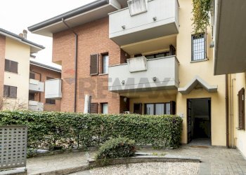 Edificio all\'aperto - Three-room apartment Via Manzoni
 
24, Cesano Maderno - photo 1