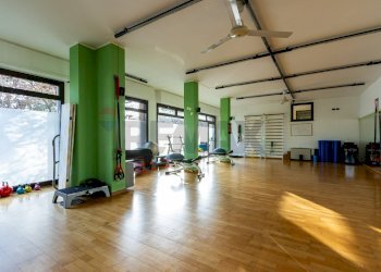 Palestra - Locale Commerciale via Togliatti
 
27, Saronno - foto 2