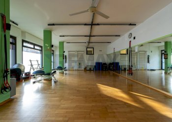 Palestra - Locale Commerciale via Togliatti
 
27, Saronno - foto 3