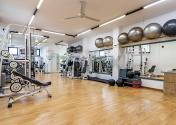 Palestra - Locale Commerciale via Togliatti
 
27, Saronno - foto 15