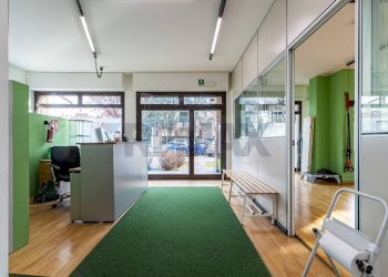 Ricezione / Lobby - Locale Commerciale via Togliatti
 
27, Saronno - foto 19