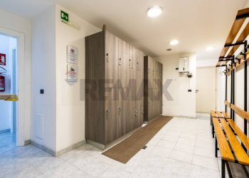 Ricezione / Lobby - Locale Commerciale via Togliatti
 
27, Saronno - foto 25