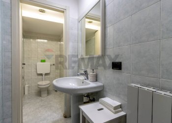 Bagno - Locale Commerciale via Togliatti
 
27, Saronno - foto 29