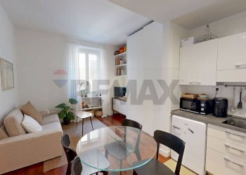 Sala da pranzo - Bilocale viale Vittorio Veneto
32, Milano - foto 2