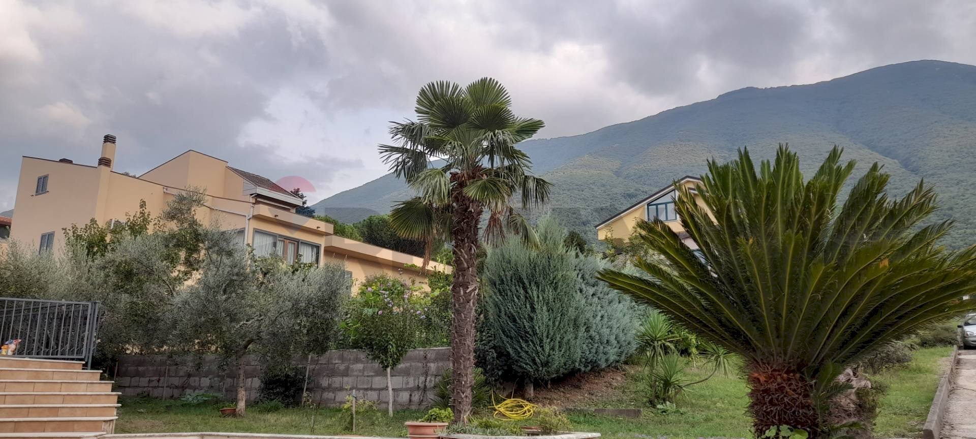 Vista delle montagne - Villa Solopaca - foto 1