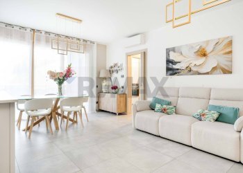 Sala da pranzo - Trilocale Del popolo
 
9, Gallarate - foto 1