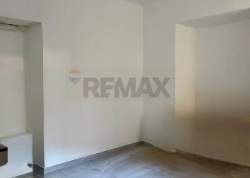 lavanderia piano terra - Trilocale via palestro
 
70, Massa - foto 7