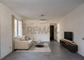 Soggiorno - Trilocale via palestro
 
70, Massa - foto 16