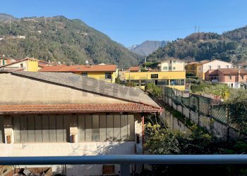 Vista delle montagne - Trilocale via palestro
 
70, Massa - foto 19