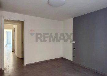 camera matrimoniale - Trilocale via palestro
 
70, Massa - foto 27