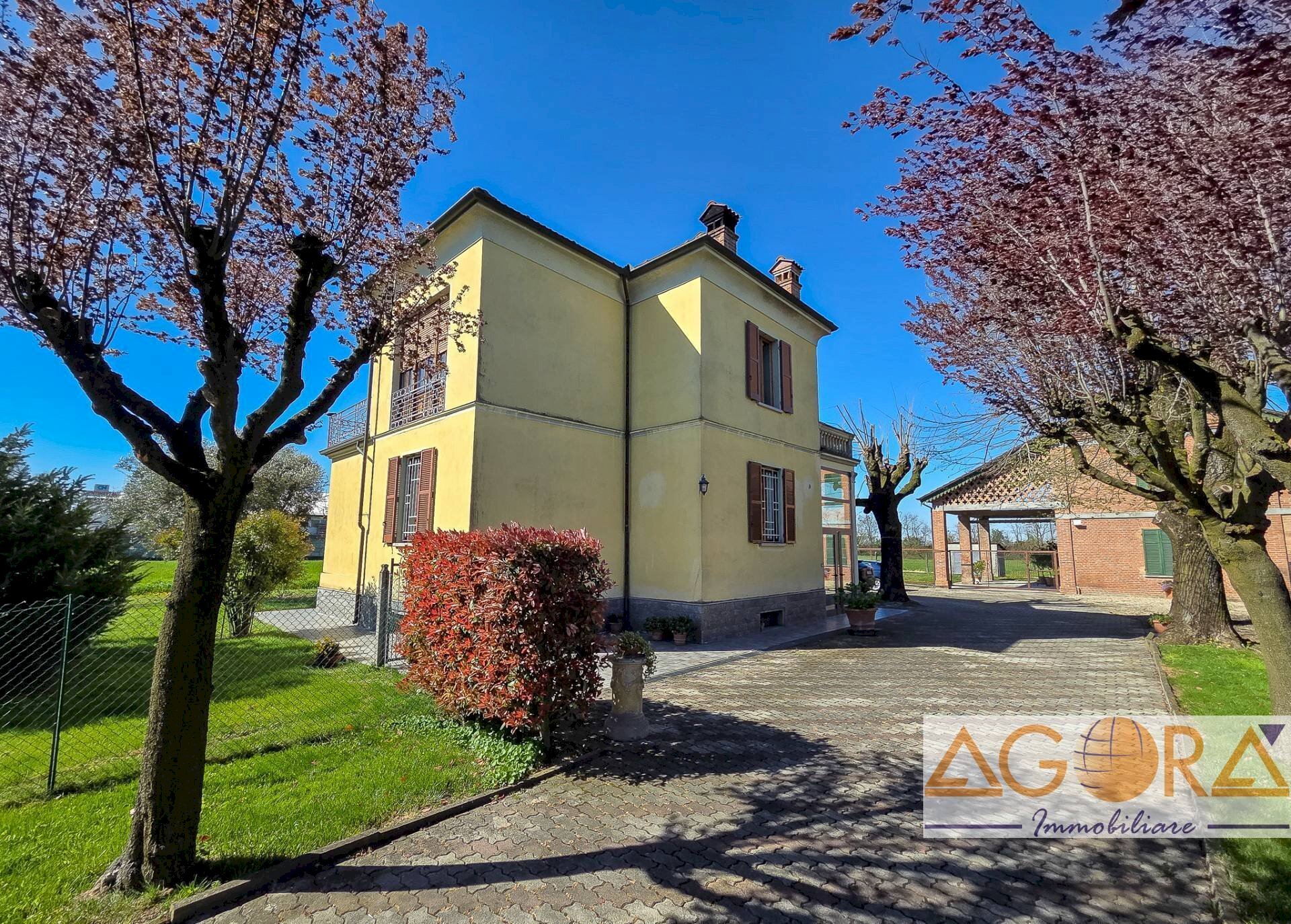 Foto 3 - Casa indipendente Strada Statale per Genova, Tortona - foto 3