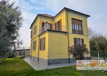 Foto 2 - Casa indipendente Strada Statale per Genova, Tortona - foto 2