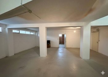 Foto 2 - Warehouse Via Spallacci
snc, L'Aquila - photo 2