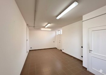 Foto 4 - Warehouse Via Spallacci
snc, L'Aquila - photo 4