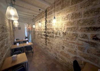 Cantina - Attività Commerciale Corso Vittorio Emanuele
 
455, Villabate - foto 34