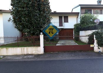 Foto 3 - Villa Via Giorgione
 
9, Pordenone - foto 3