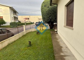 Foto 76 - Villa Via Giorgione
 
9, Pordenone - foto 76