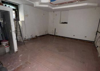 Foto 10 - Locale Commerciale Via Francesco Paolo Volpe
 
14, Salerno - foto 9