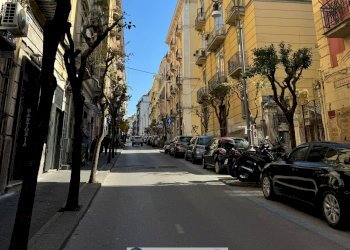 Foto 1 - Locale Commerciale Via Francesco Paolo Volpe
14, Salerno - foto 1