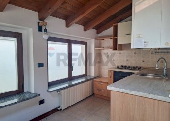 Cucina - Bilocale VIA CAVOUR
 
19, Castronno - foto 5