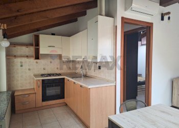 Cucina - Bilocale VIA CAVOUR
 
19, Castronno - foto 7