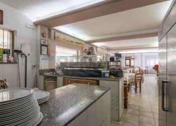 Cucina - Locale Commerciale Via del Frassino - C.da S.Maria del Focallo, Ispica - foto 23