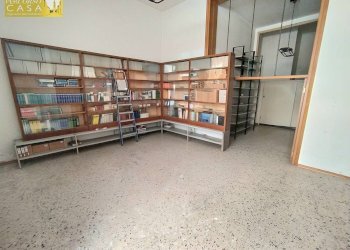 Foto 2 - Locale Commerciale Via Vinciguerra
 
18, Teramo - foto 2