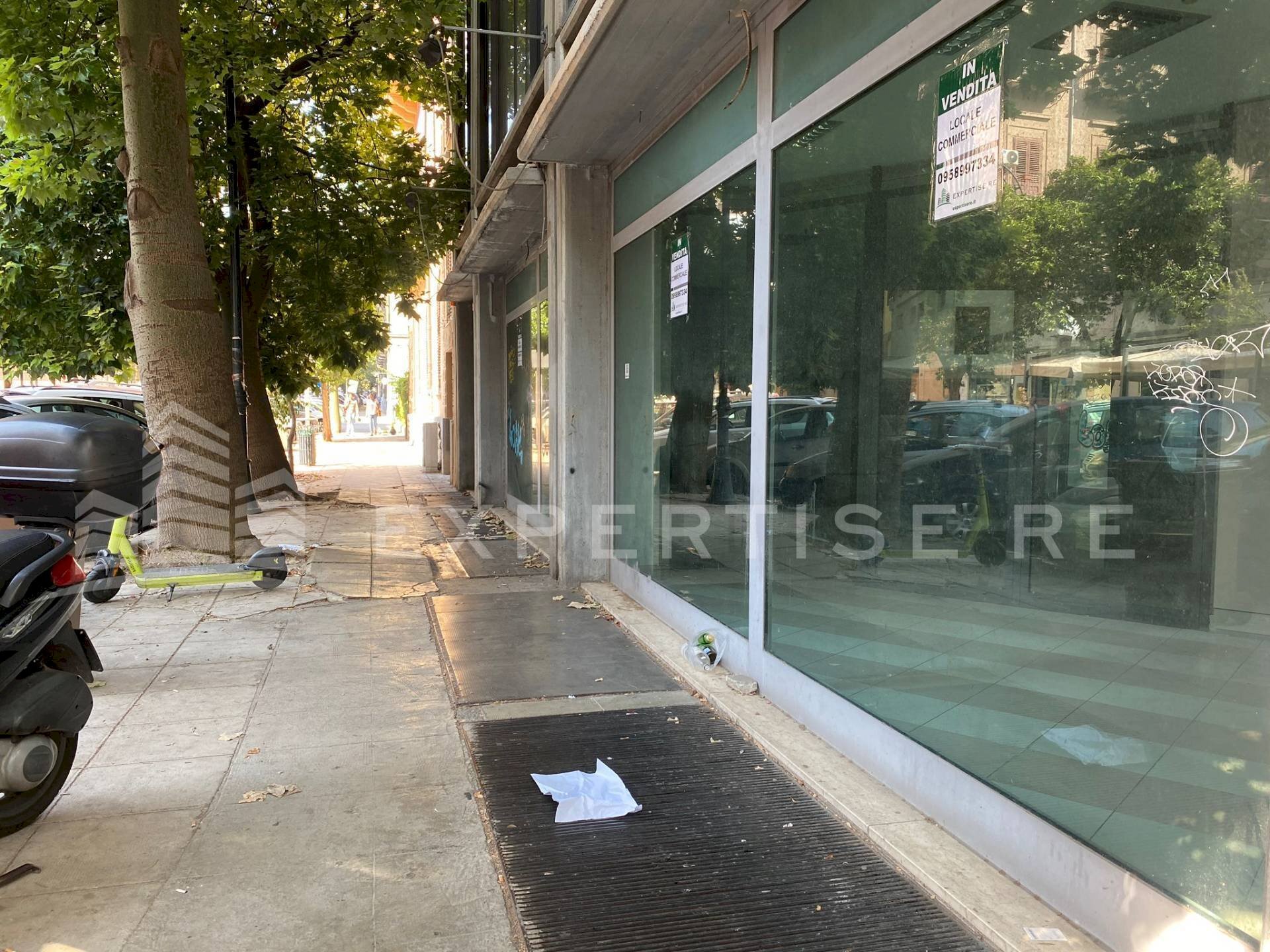 Foto 2 - Locale Commerciale Via Messina
 
17, Palermo - foto 2