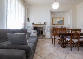 Sala da pranzo - Casa semi indipendente Lettomanoppello - foto 5