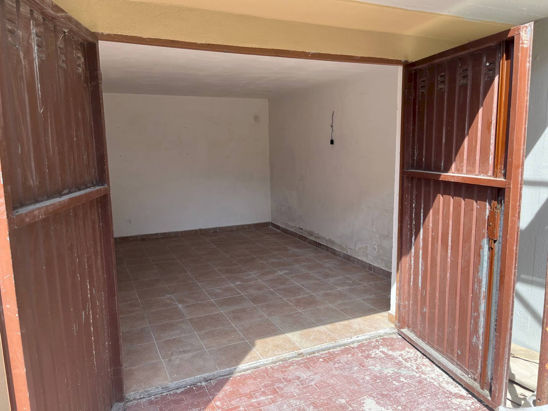 Foto 3 - Box Via Delle Torri
 
1, Pisa - photo 3