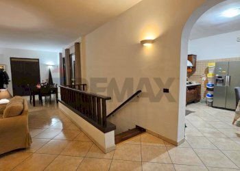 Sala da pranzo - Villa Surbo - foto 10