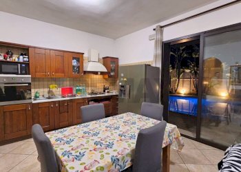 Cucina - Villa Surbo - foto 12