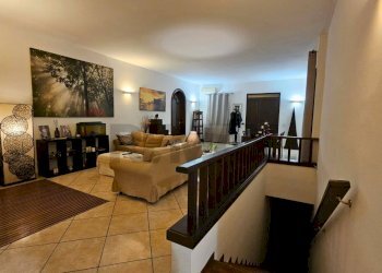 Soggiorno - Villa Surbo - foto 22