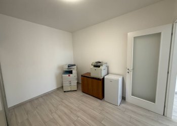 Foto 5 - Office Via Filippo Turati
 
25/A, Valmontone - photo 5